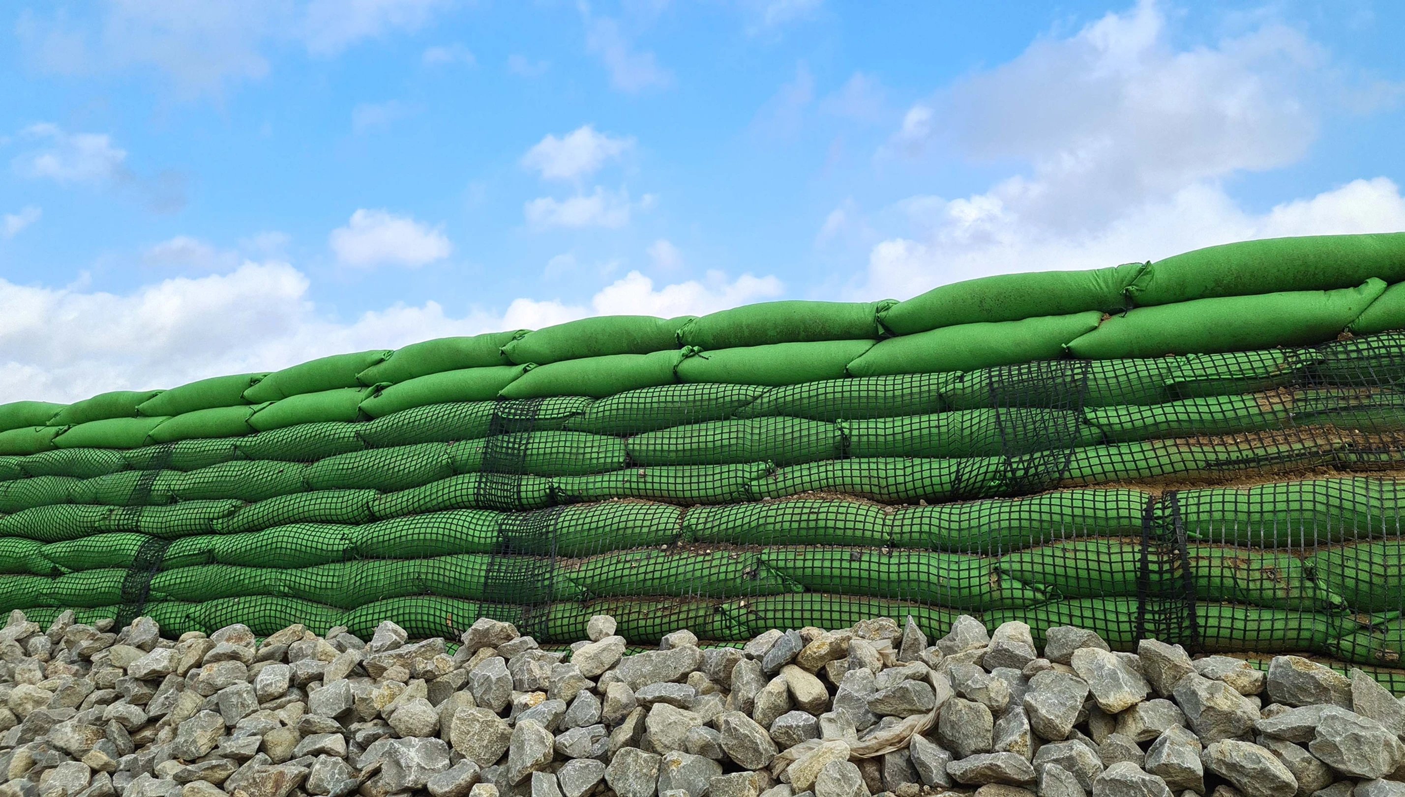 GeoGrow goes Green with Rootlok